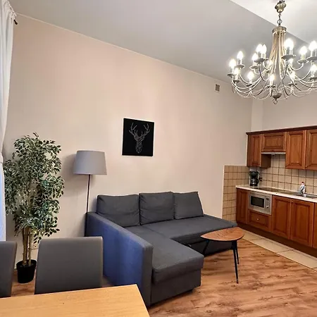 Mikolajska With Lift *