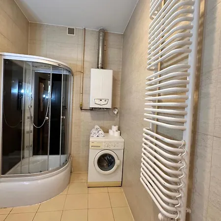 Mikolajska With Lift