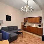 Apartment Mikolajska With Lift *