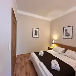 Mikolajska With Lift Apartment