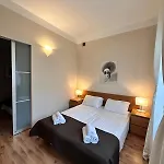 Apartment Mikolajska With Lift *
